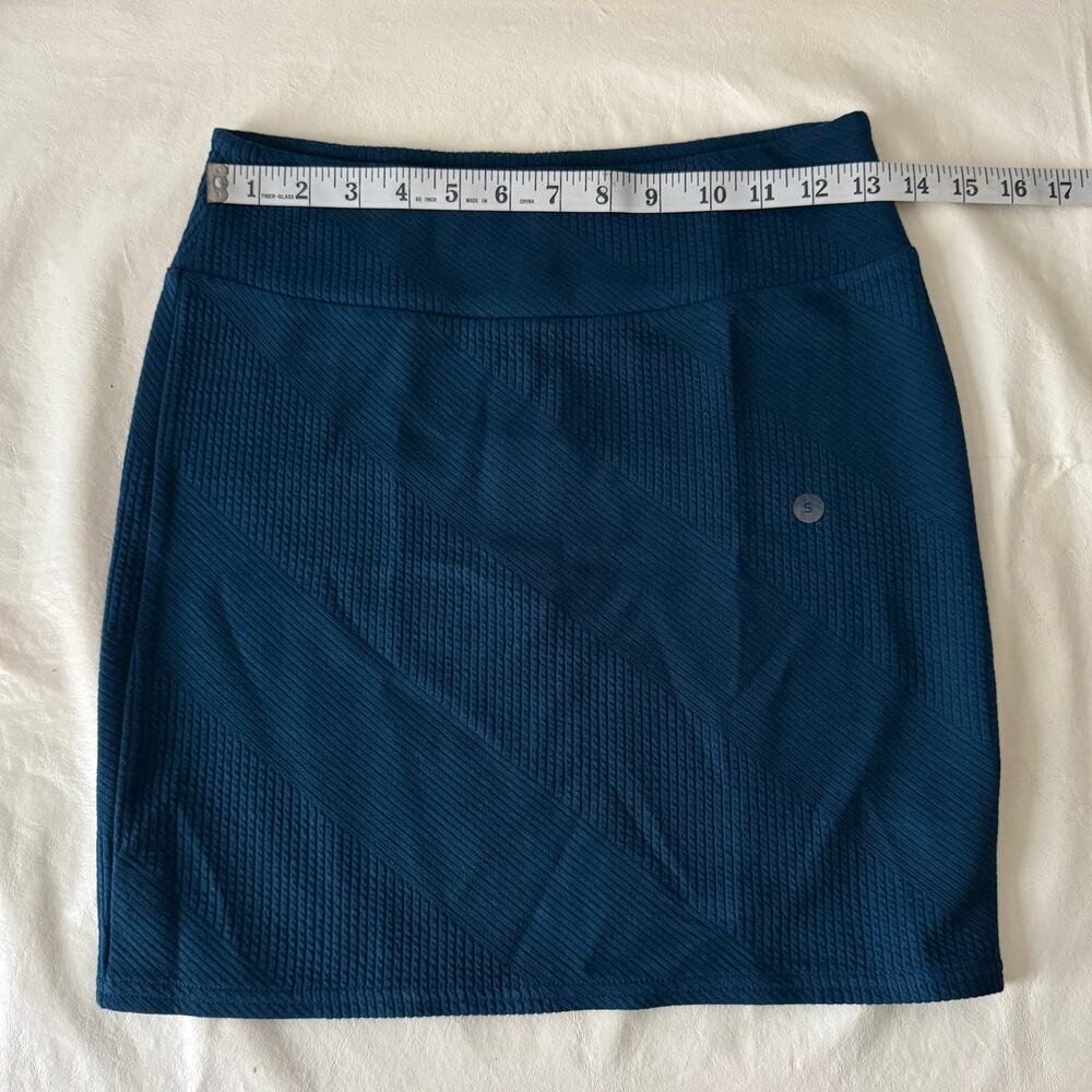New American Eagle Outfitters Textured Mini Skirt in Dark Blue Size S - Picture 5 of 6